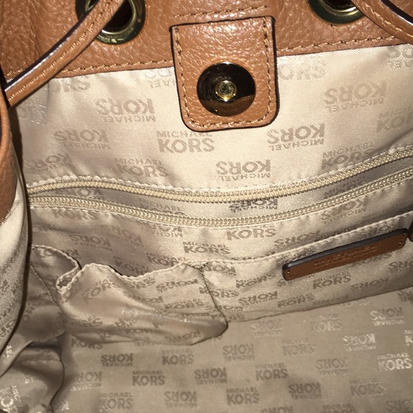 MICHAEL KORS BROWN LEATHER HAND BAG - Picture 5 of 8